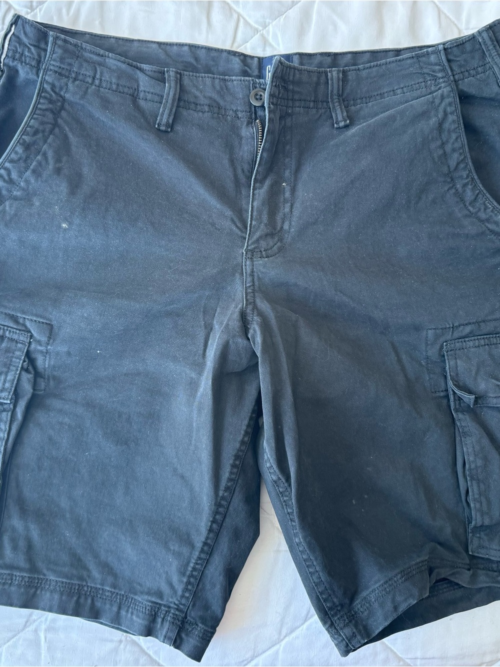 GAP Men's Black Cargo Shorts